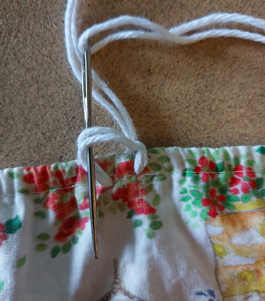 blanket stitch onto fabric